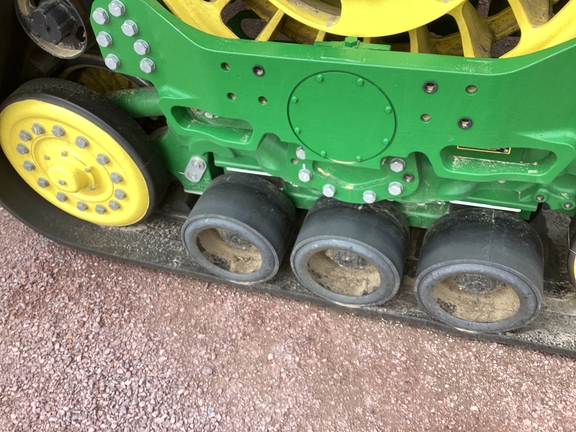 2023 John Deere 8RX 410 Tractor Rubber Track