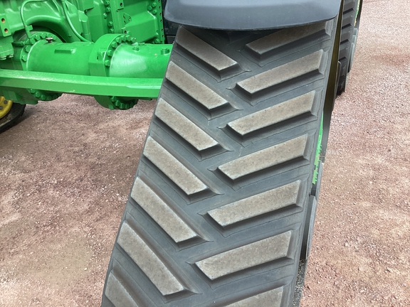 2023 John Deere 8RX 410 Tractor Rubber Track