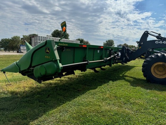 2012 John Deere 616C Header Corn Head