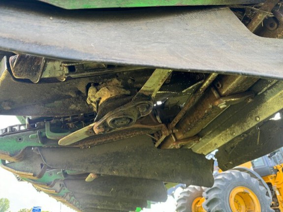 2012 John Deere 616C Header Corn Head