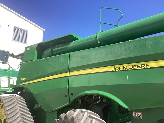 2021 John Deere S780 Combine