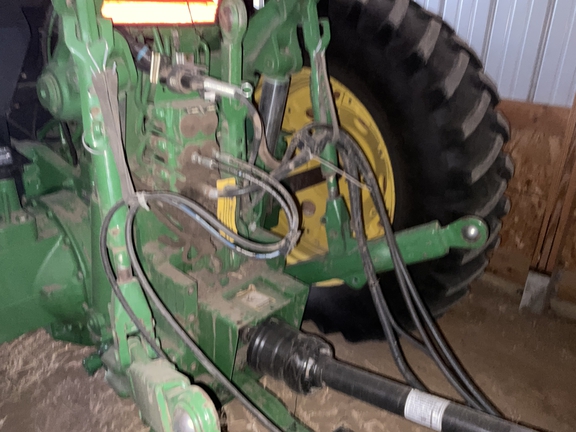 2022 John Deere 560M Baler/Round