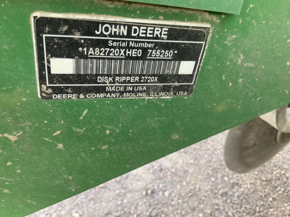 2014 John Deere 2720 Disk Ripper