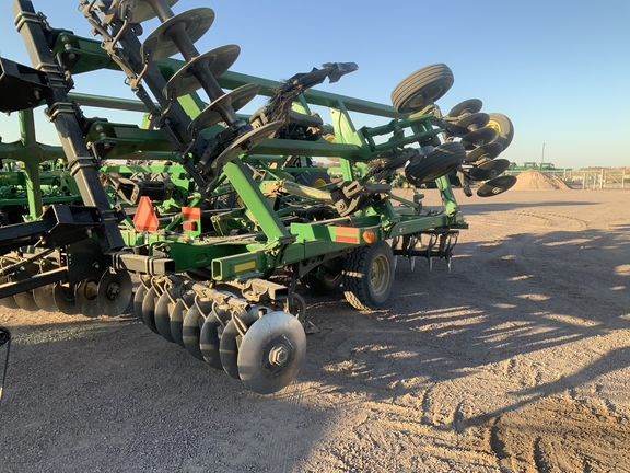 2014 John Deere 2720 Disk Ripper