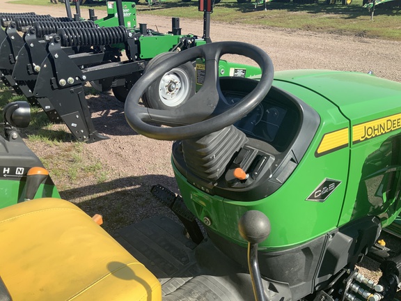 2024 John Deere 2032R Tractor Compact