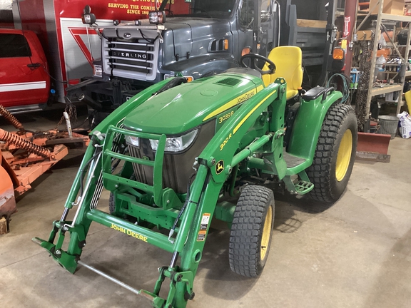 2021 John Deere 3039R Tractor Compact