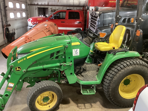 2021 John Deere 3039R Tractor Compact