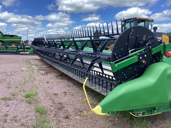 2024 John Deere RD45F Header Combine