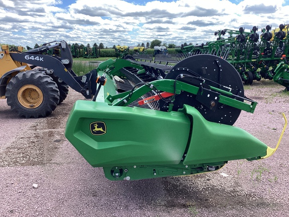 2024 John Deere RD45F Header Combine