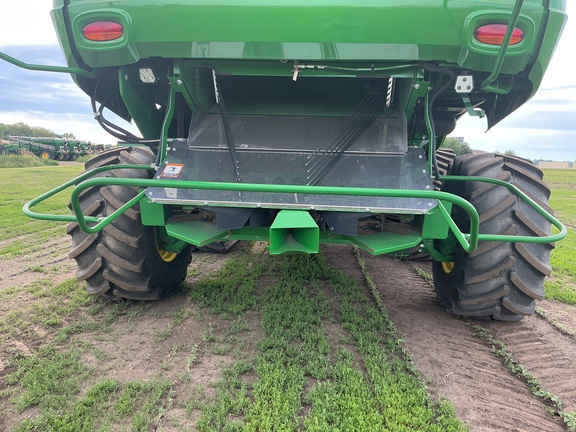 2024 John Deere S780 Combine