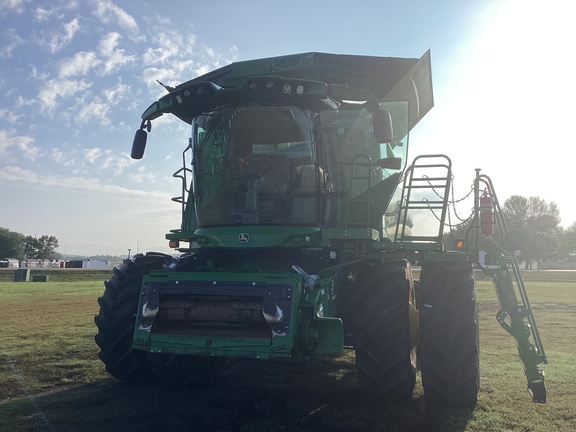 2024 John Deere S780 Combine