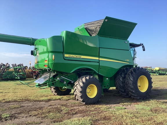 2024 John Deere S780 Combine