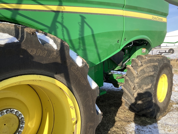 2024 John Deere S780 Combine