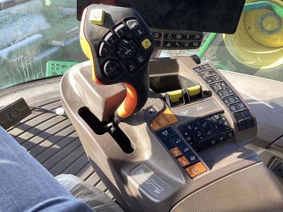 2024 John Deere S780 Combine