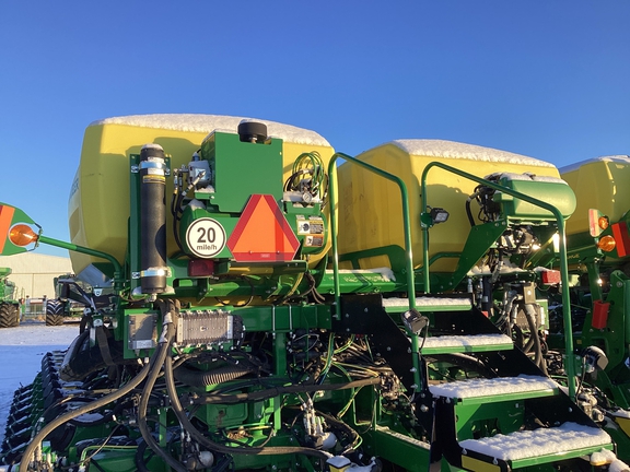 2024 John Deere DB60 Planter