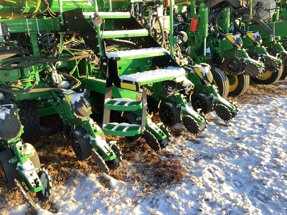 2024 John Deere DB60 Planter