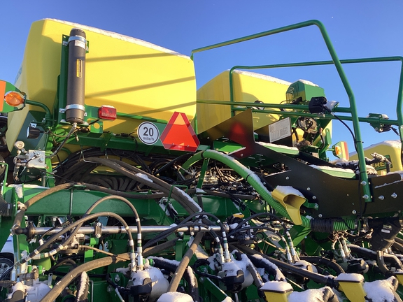 2024 John Deere 1795 Planter