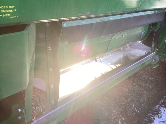 2024 John Deere RD40F Header Combine