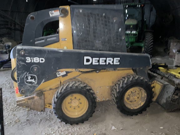 2012 John Deere 318D Skid Steer Loader