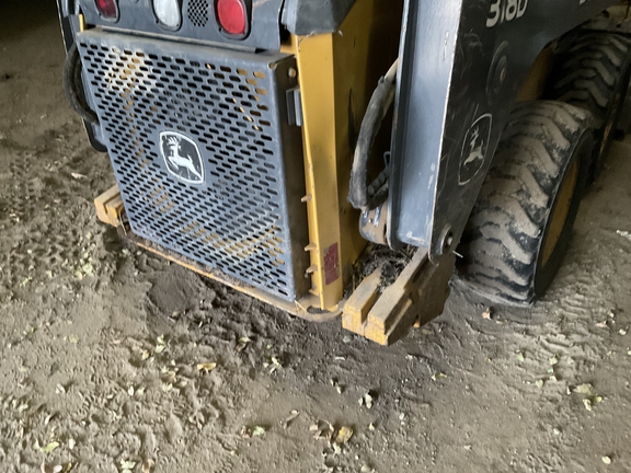 2012 John Deere 318D Skid Steer Loader