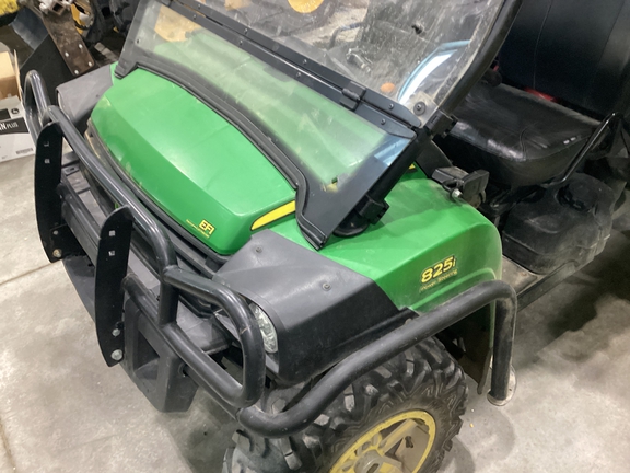 2014 John Deere XUV 825i Power Steering ATV