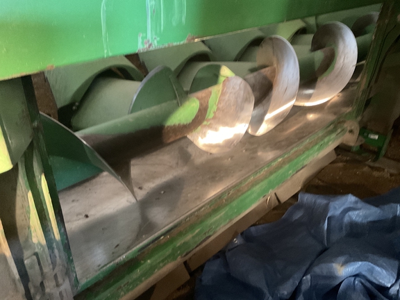 2009 John Deere 608C StalkMaster Header Corn Head