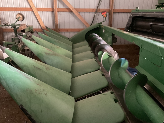 2009 John Deere 608C StalkMaster Header Corn Head