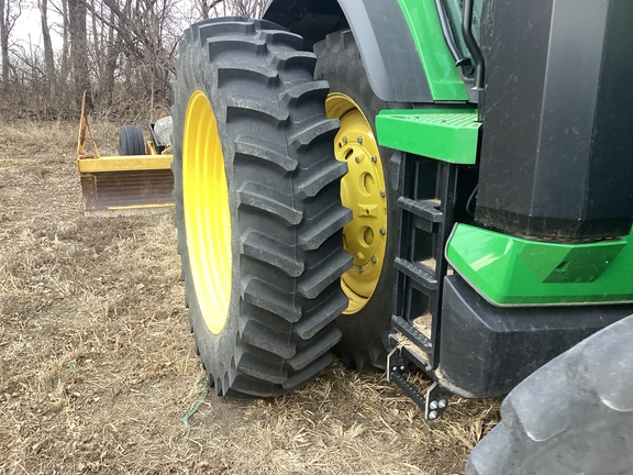 2024 John Deere 8R 310 Tractor