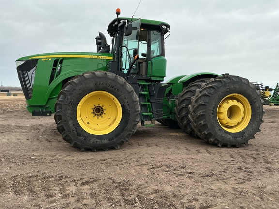 2014 John Deere 9510R Tractor 4WD