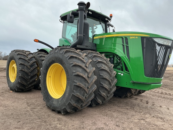 2014 John Deere 9510R Tractor 4WD