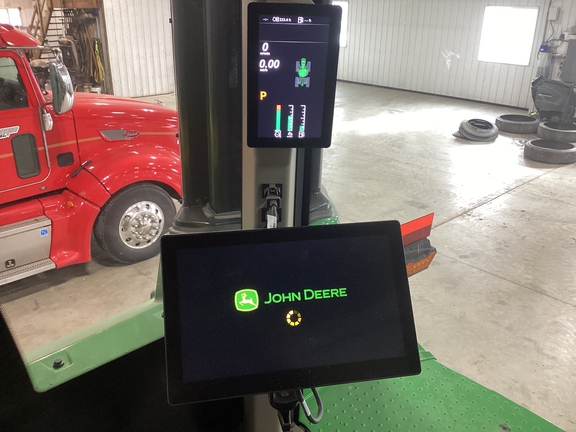 2024 John Deere 9RX 640 Tractor Rubber Track