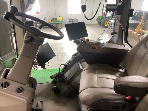 2024 John Deere 9RX 640 Tractor Rubber Track