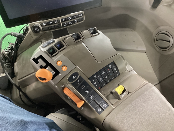 2024 John Deere 9RX 640 Tractor Rubber Track