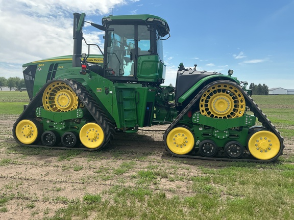 2024 John Deere 9RX 640 Tractor Rubber Track
