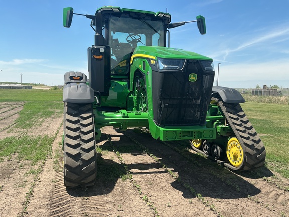 2024 John Deere 8RX 370 Tractor Rubber Track