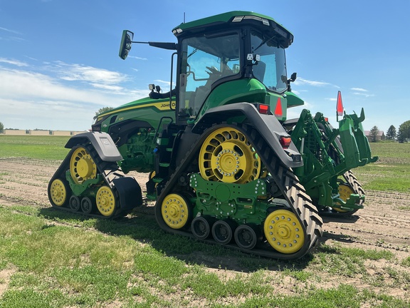 2024 John Deere 8RX 370 Tractor Rubber Track