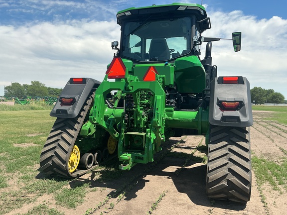 2024 John Deere 8RX 370 Tractor Rubber Track