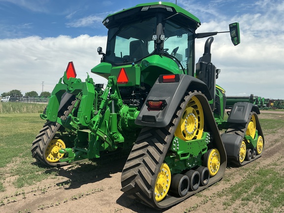 2024 John Deere 8RX 370 Tractor Rubber Track