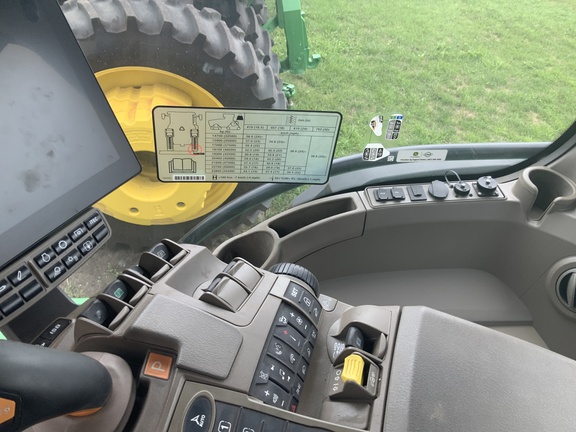 2024 John Deere 8RX 370 Tractor Rubber Track