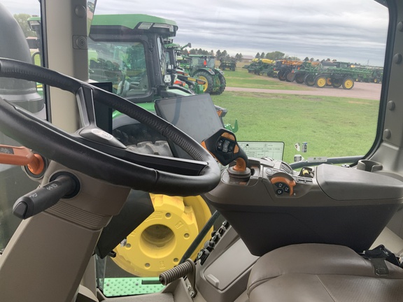 2024 John Deere 8RX 370 Tractor Rubber Track