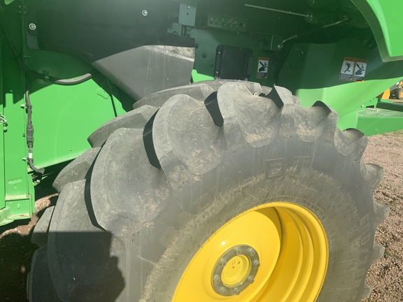 2024 John Deere S760 Combine