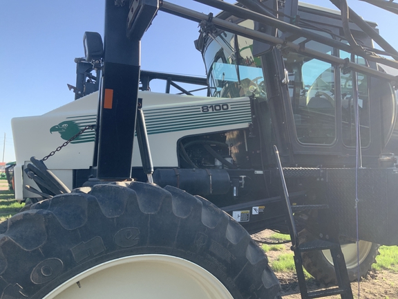 Misc 8100 Sprayer/High Clearance