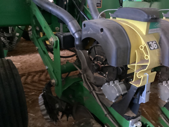 2011 John Deere DB90 Planter