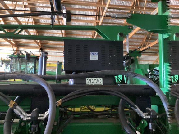 2011 John Deere DB90 Planter