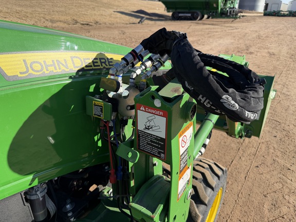 2023 John Deere 2025R Tractor Compact