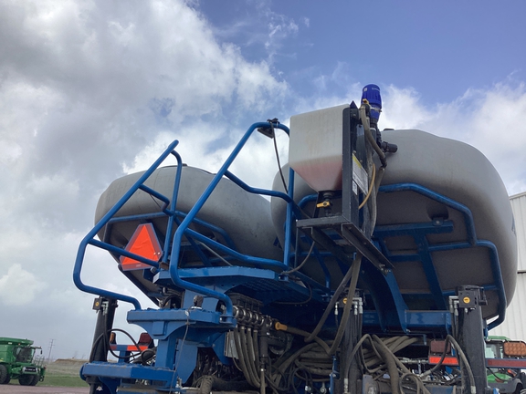 2014 Kinze 4900 Planter