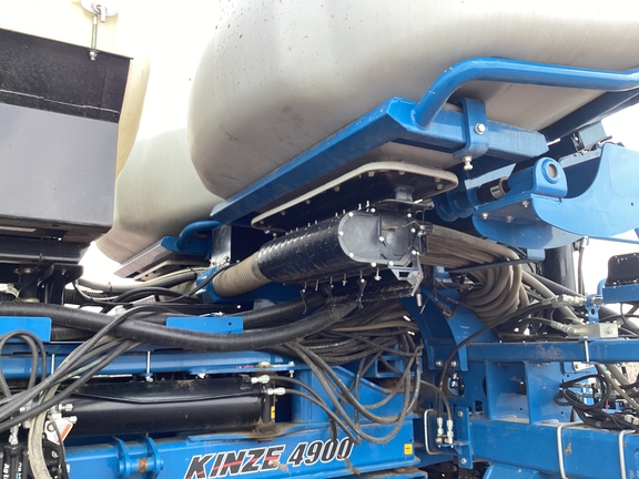 2014 Kinze 4900 Planter