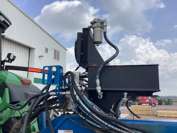 2014 Kinze 4900 Planter