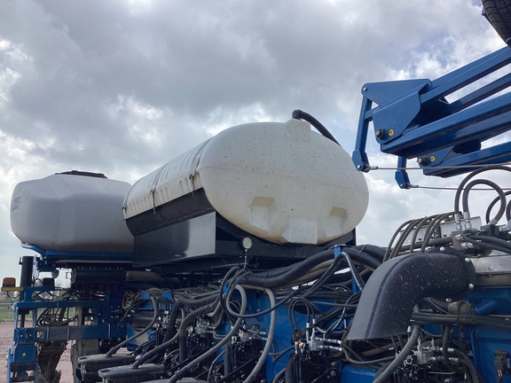 2014 Kinze 4900 Planter