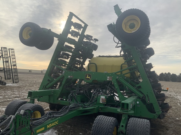 2022 John Deere N540C Air Seeder